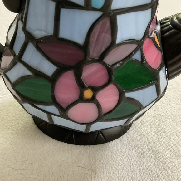 Tiffany Style Cheyenne Stained Glass Lighted Teapot Accent Table Lamp - Picture 15 of 16